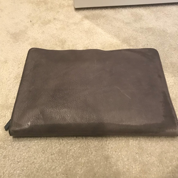 Grey leather Laptop case - Picture 5 of 7